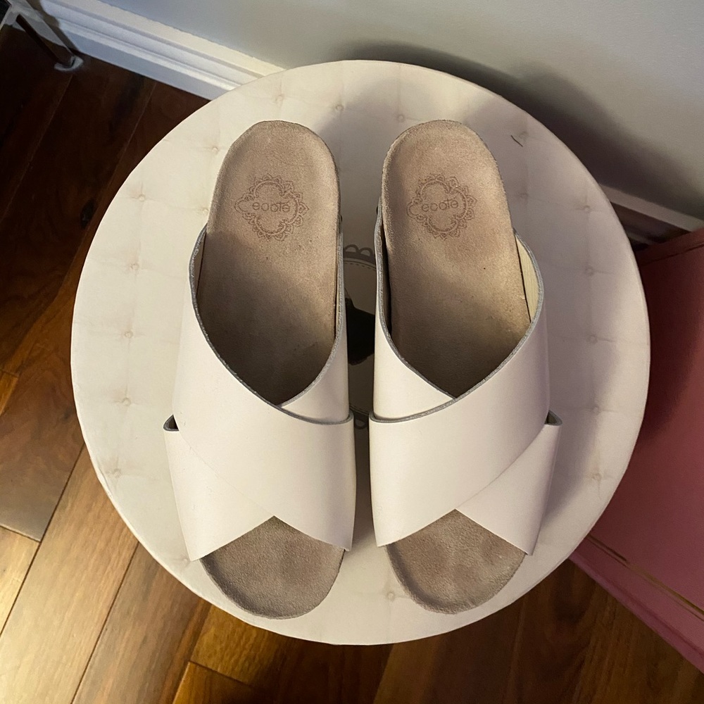 NWT 🏷️ Ecoté heeled clog sandals - Picture 2 of 8